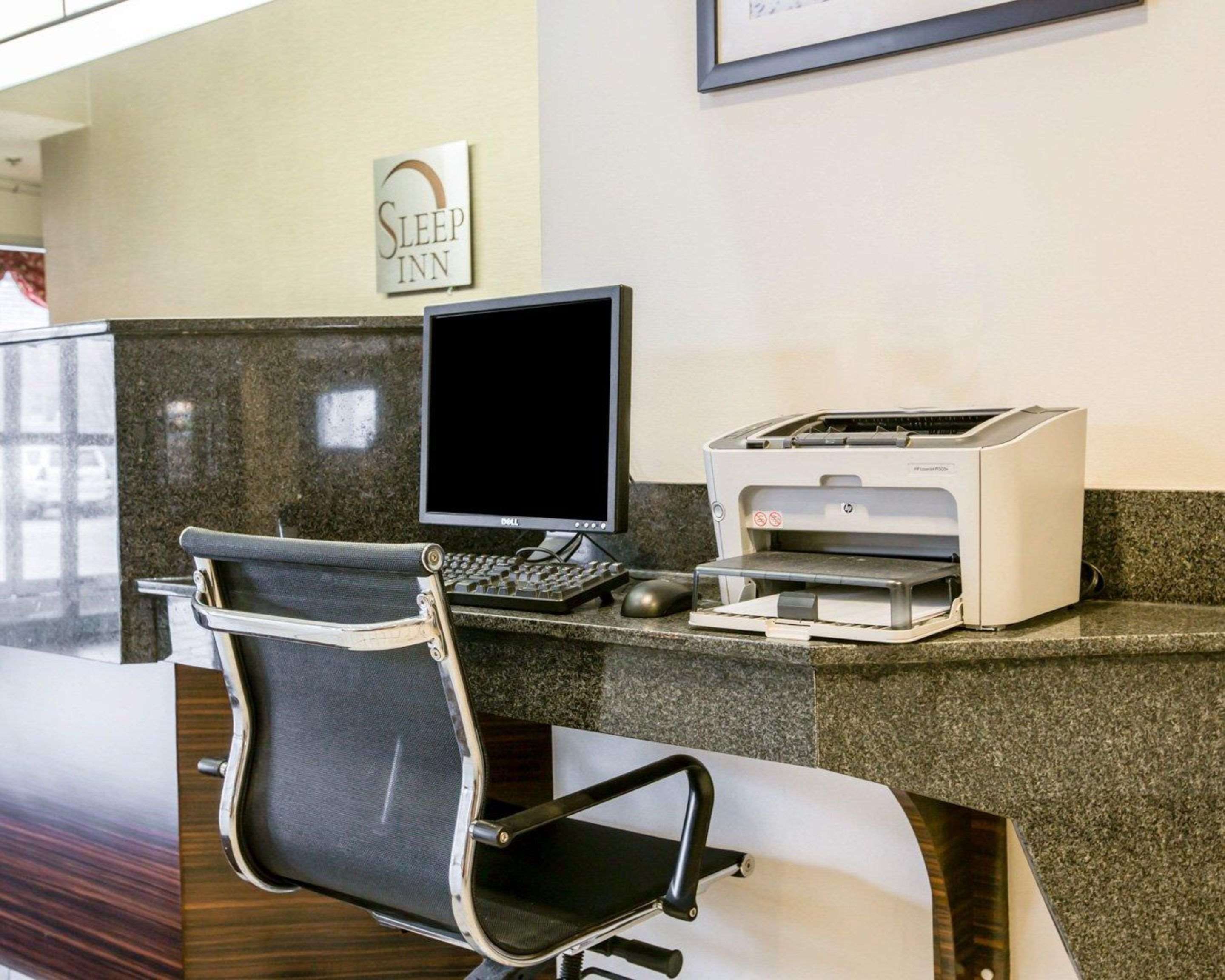 Business center | Sleep Inn Pelham Oak Mountain