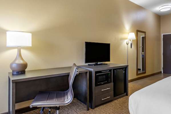  - Comfort Inn Opelika - I-85, Exit 62