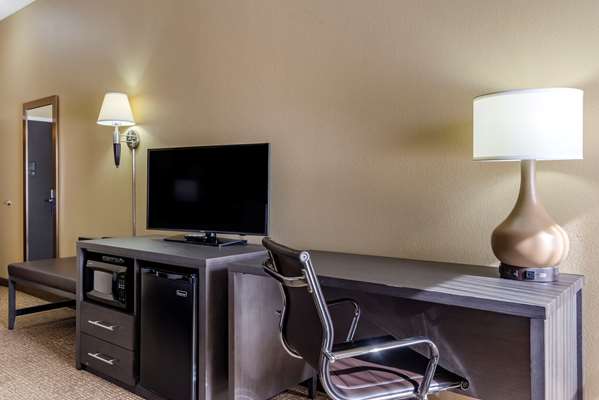  - Comfort Inn Opelika - I-85, Exit 62