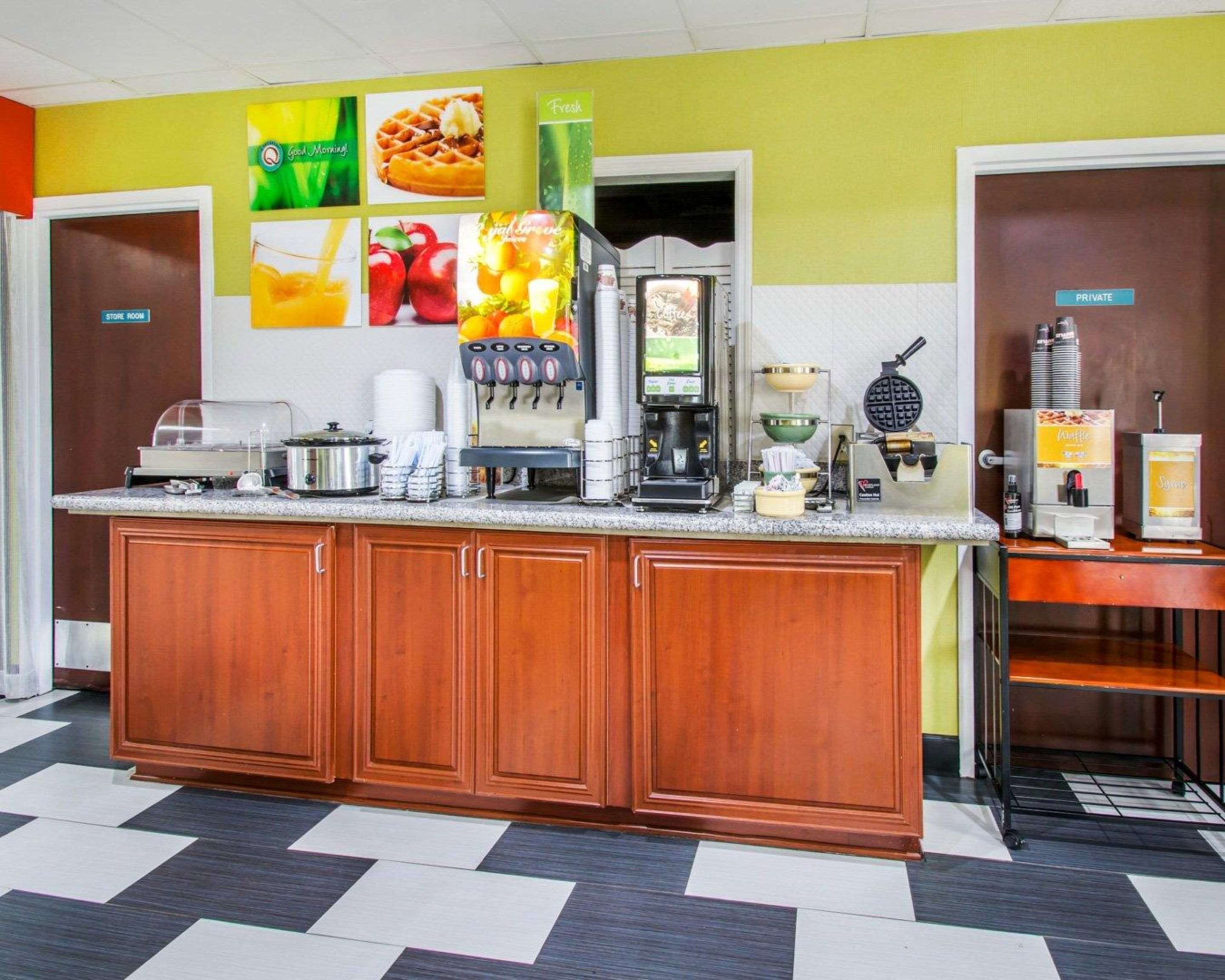 Free continental breakfast
