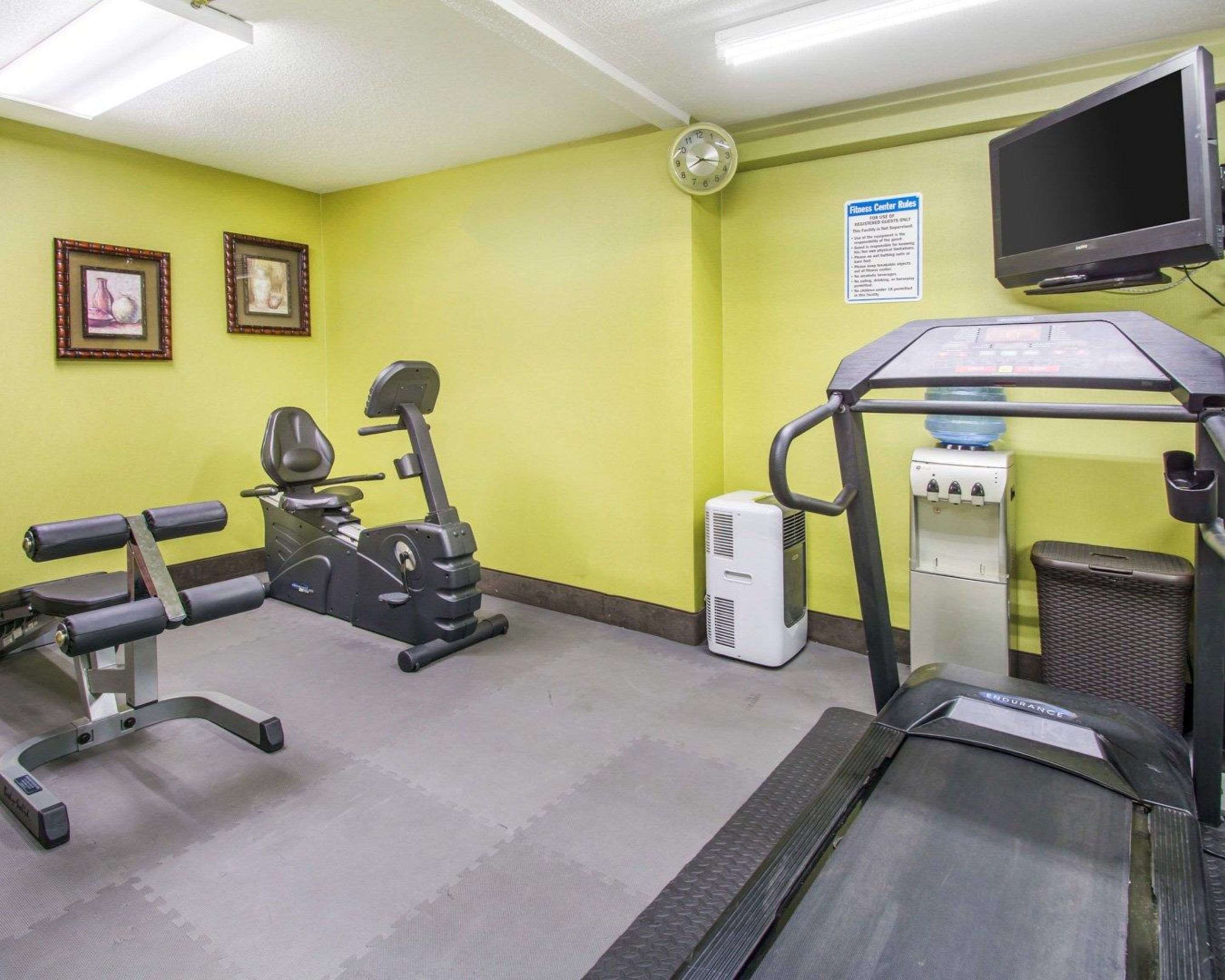 Exercise room with television
