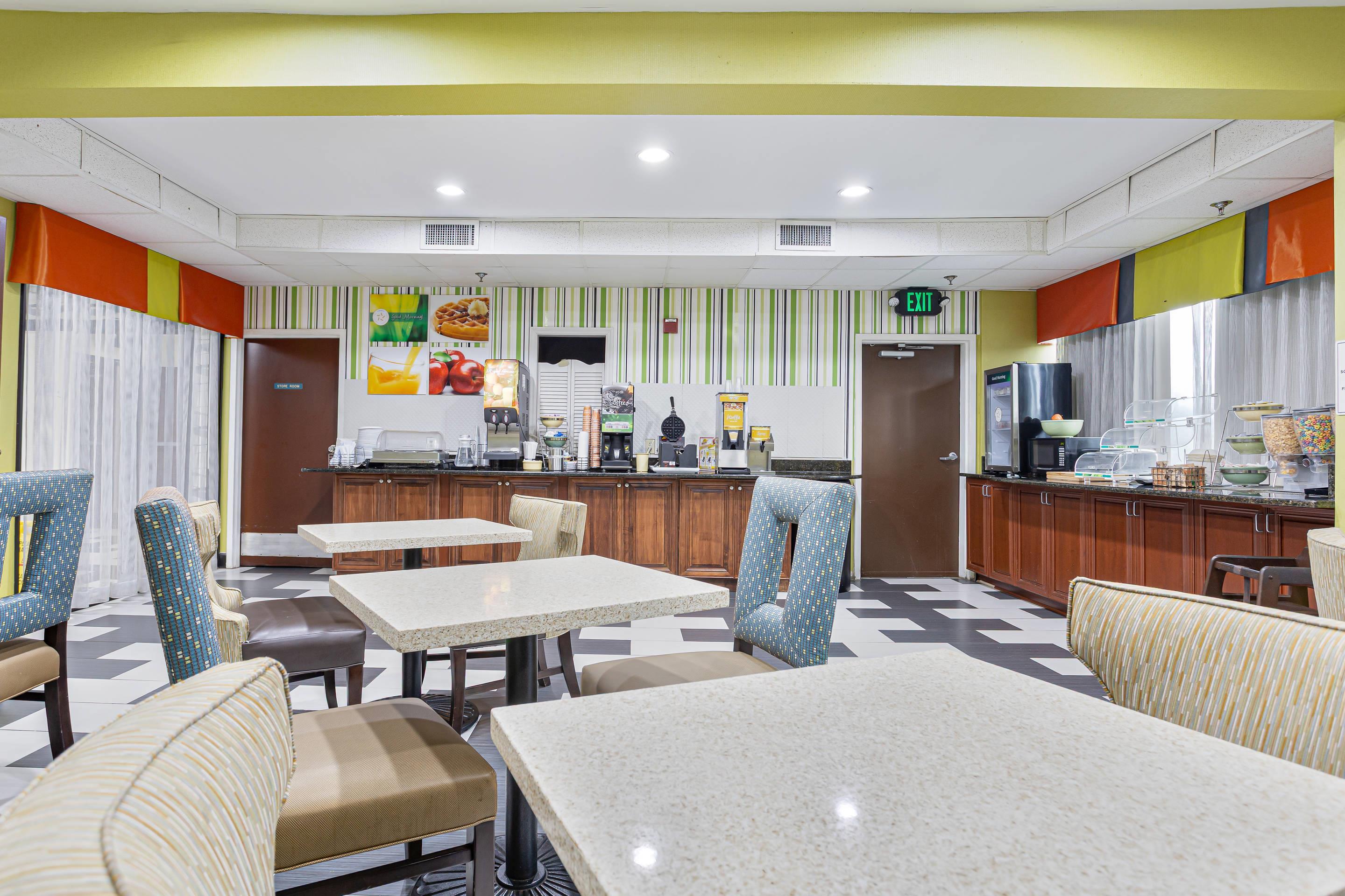Breakfast area