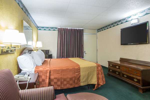  - Rodeway Inn Gadsden - I-59, Exit 183