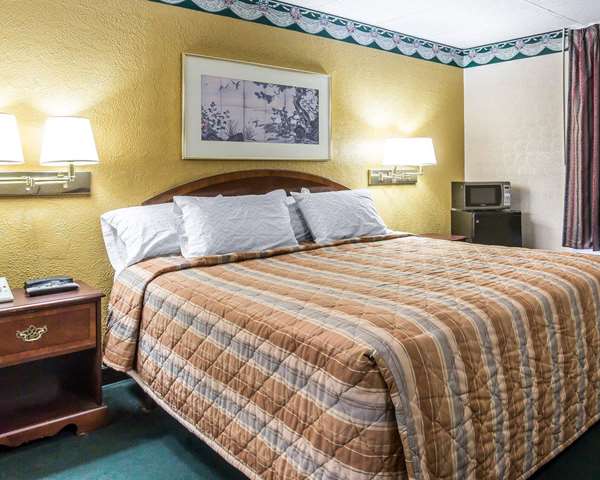  - Rodeway Inn Gadsden - I-59, Exit 183