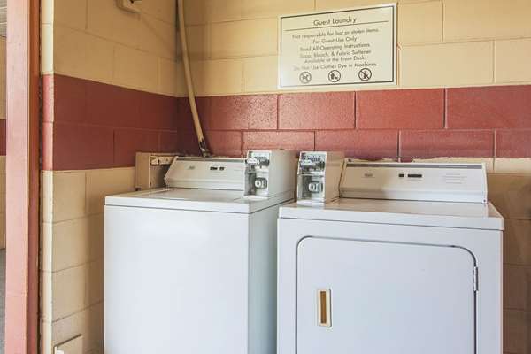 Amenities - Econo Lodge Fort Payne - I-59, Exit 218