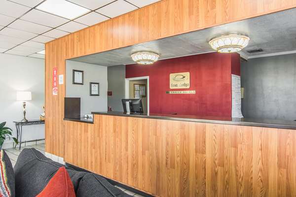  - Econo Lodge Fort Payne - I-59, Exit 218