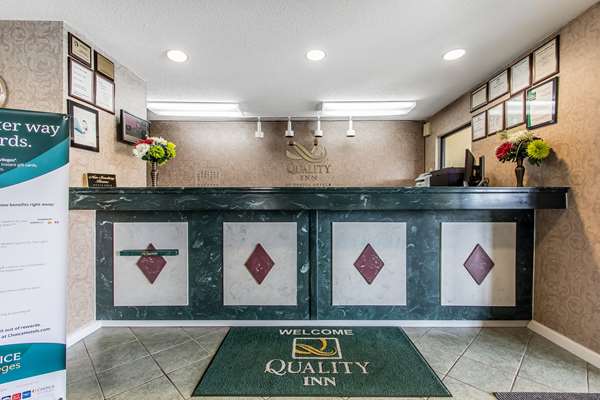  - Quality Inn Andalusia