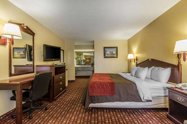  - Quality Inn Andalusia