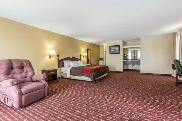  - Quality Inn Andalusia