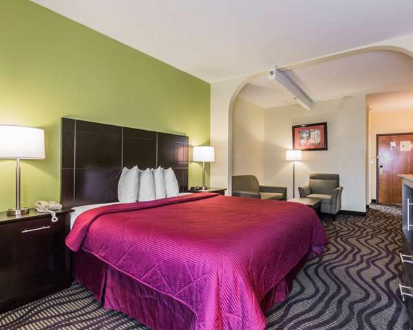 Suite - Quality Inn Northeast Montgomery