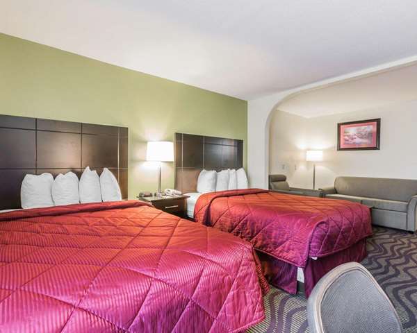 Suite - Quality Inn Northeast Montgomery
