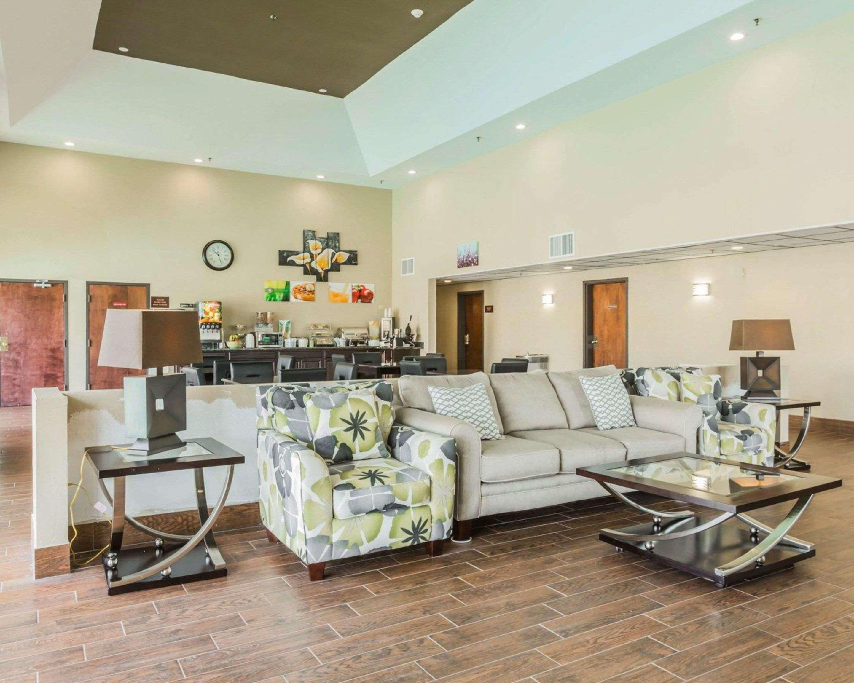 Spacious lobby with sitting area | Quality Inn & Suites North Montgomery