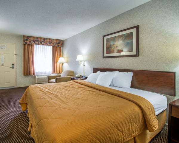  - Econo Lodge Troy