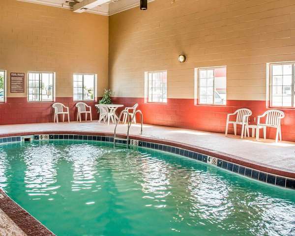 Pool - Comfort Inn Priceville - I-65, Exit 334