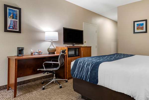  - Comfort Inn Airport Irondale - I-20, Exits 132 & 132B