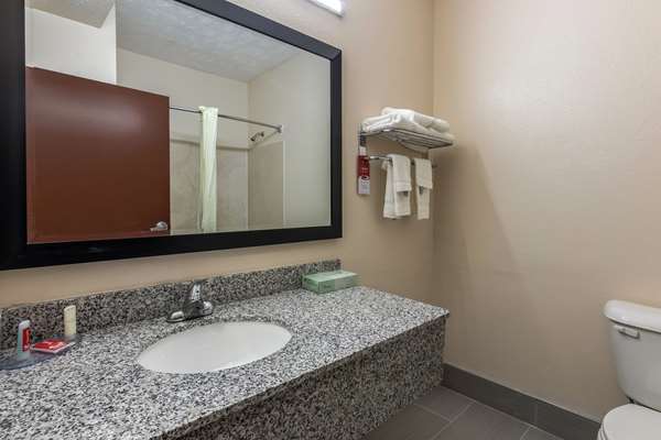  - Econo Lodge Opelika - I-85, Exit 62