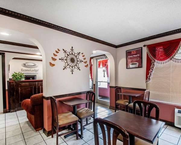 Amenities - Econo Lodge Andalusia