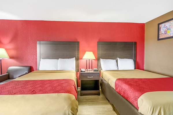  - Econo Lodge Andalusia