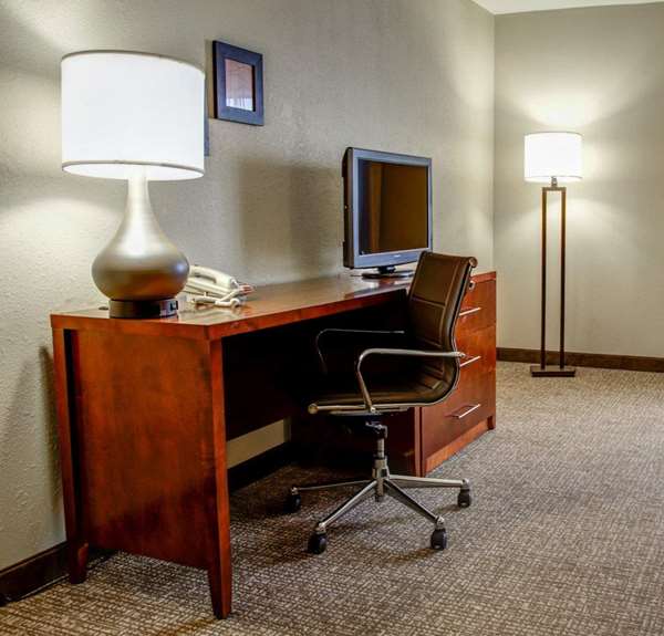  - Comfort Inn Bessemer - I-20 & I-59, Exit 108