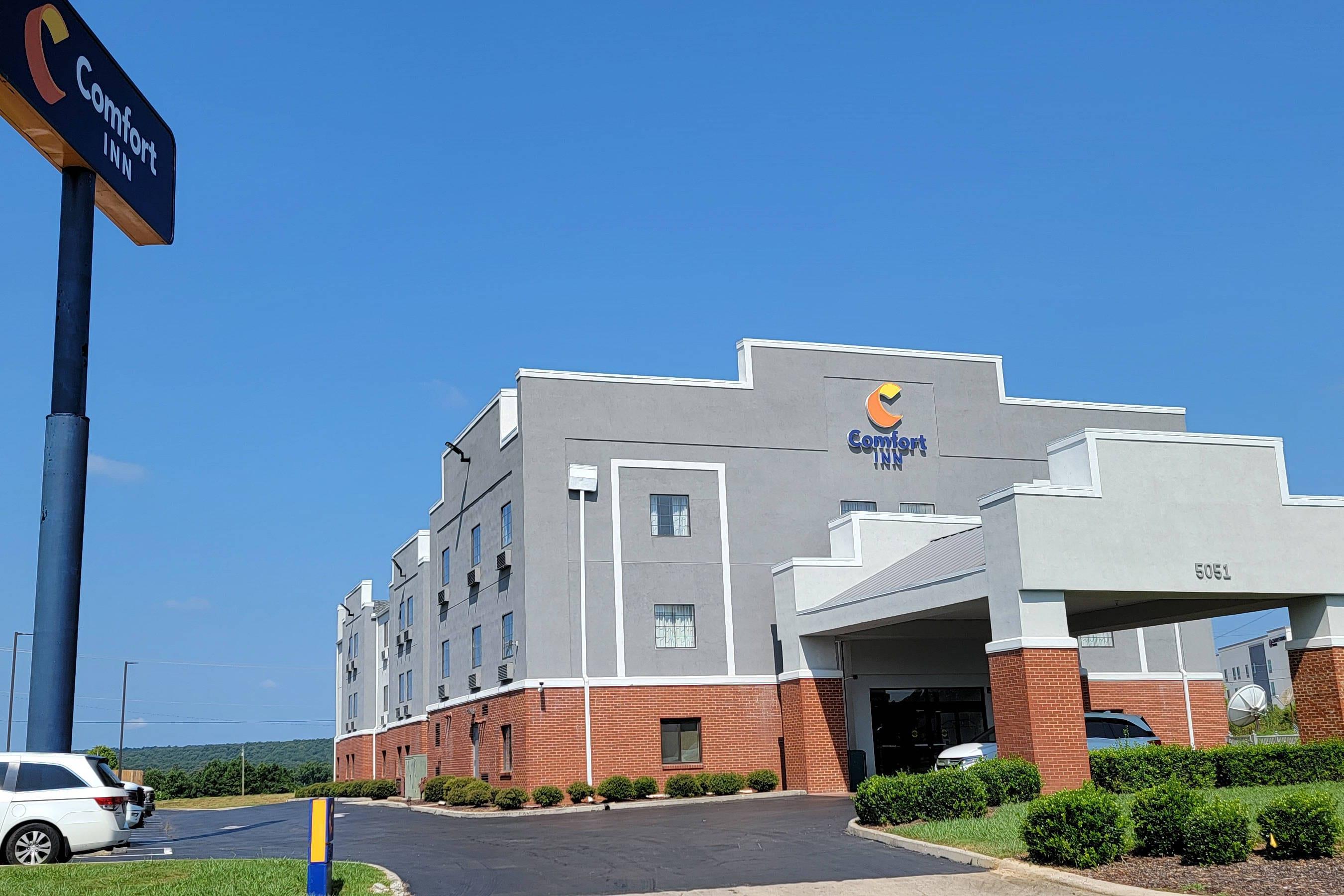 Hotel exterior | Comfort Inn Bessemer Birmingham South