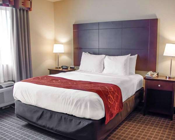 Suite - Comfort Suites Huntsville