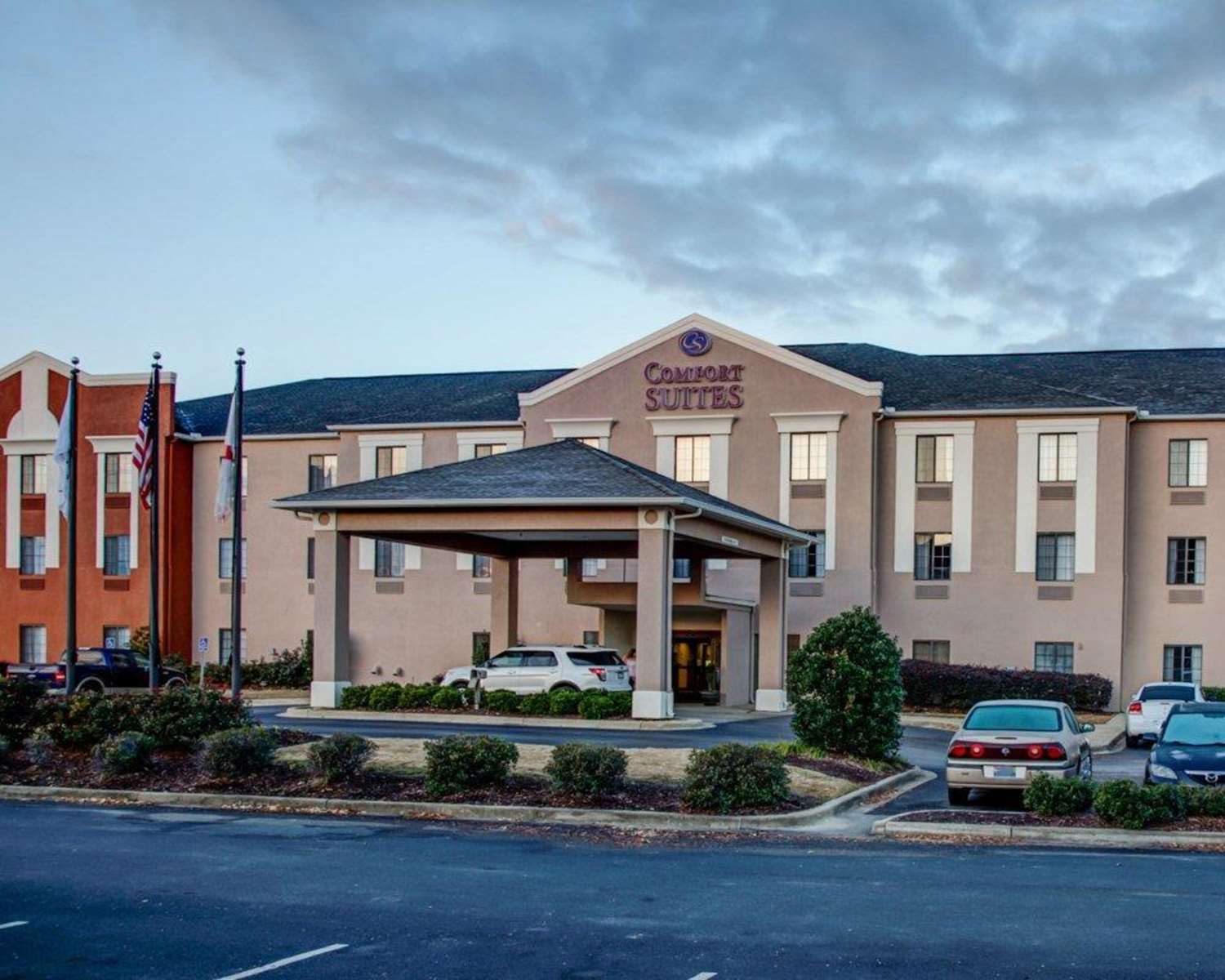 Comfort Suites Gadsden I59, Exit 181, AL See Discounts