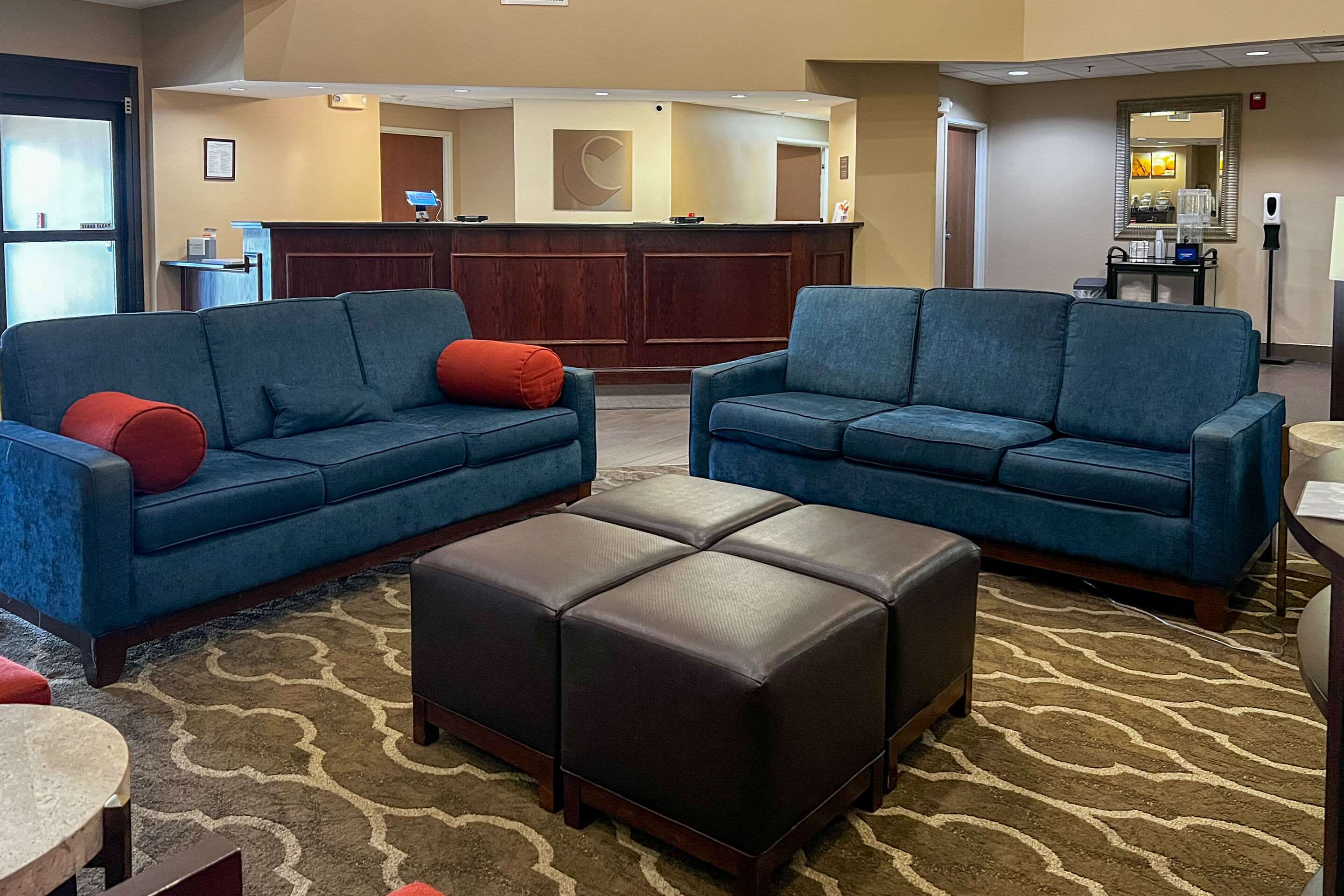 Lobby with sitting area