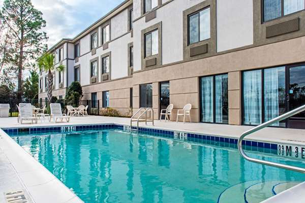 Pool - Sleep Inn & Suites Dothan