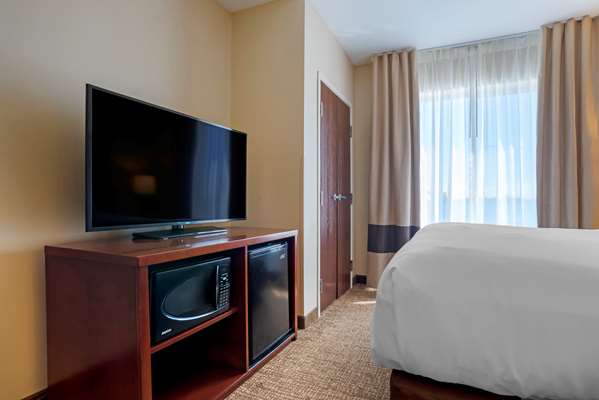  - Comfort Suites Foley
