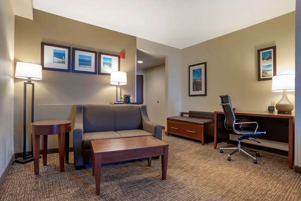  - Comfort Suites Foley