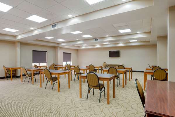  - Comfort Suites Fultondale - I-65, Exit 267