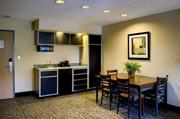  - Quality Inn & Suites West Mobile - I-65, Exit 3