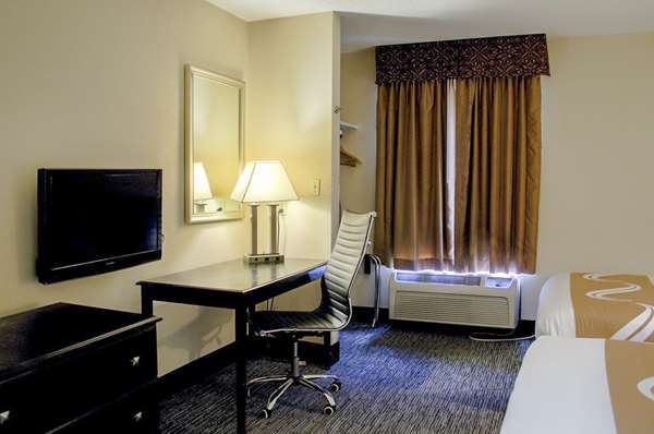  - Quality Inn & Suites West Mobile - I-65, Exit 3
