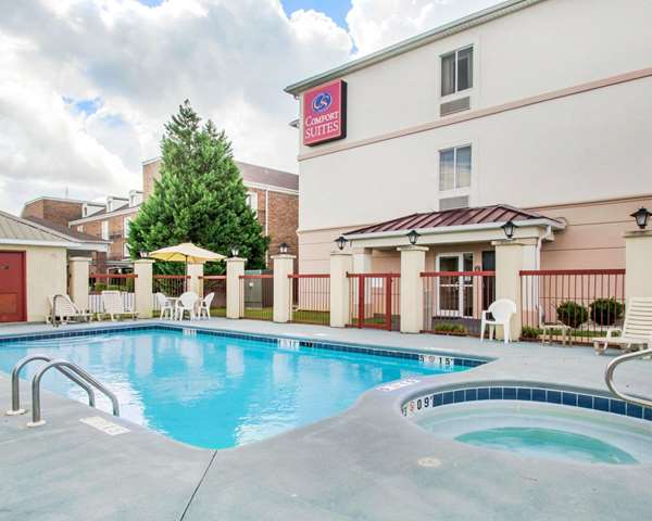 Pool - Comfort Suites East Montgomery - I-85, Exit 6