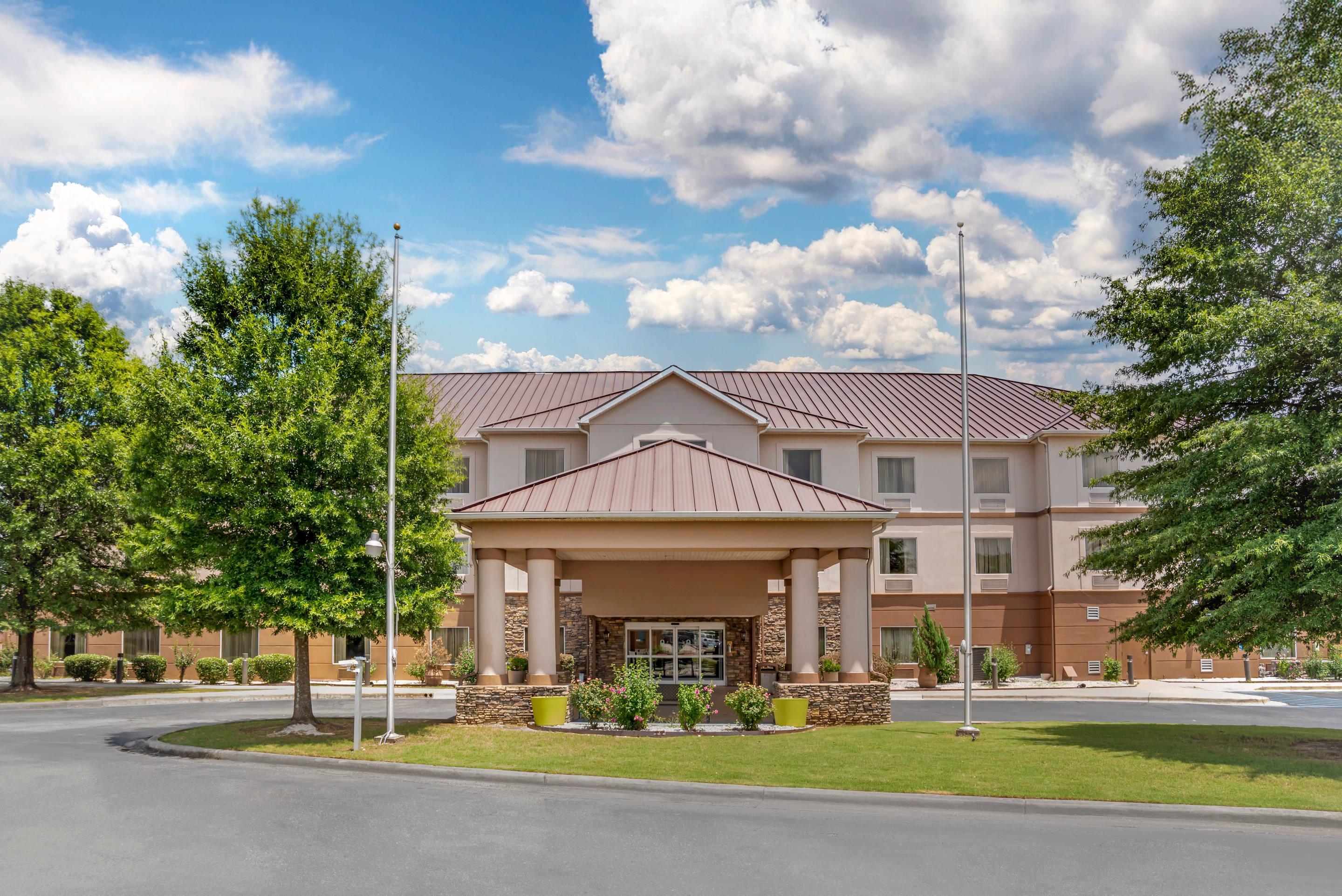 Hotel Entrance | Comfort Suites Montgomery East Monticello Dr.