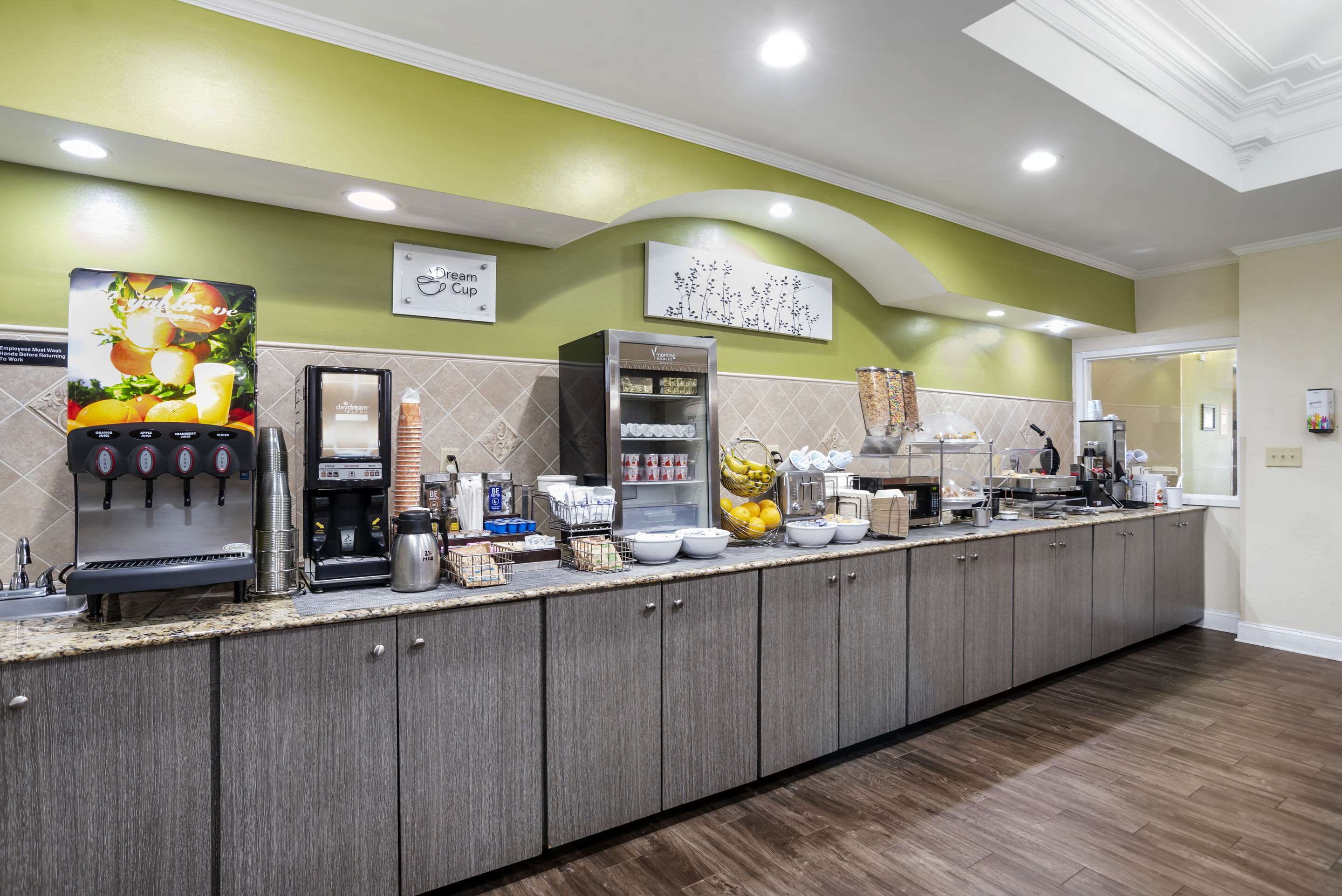 Breakfast area | Sleep Inn & Suites Montgomery East I-85