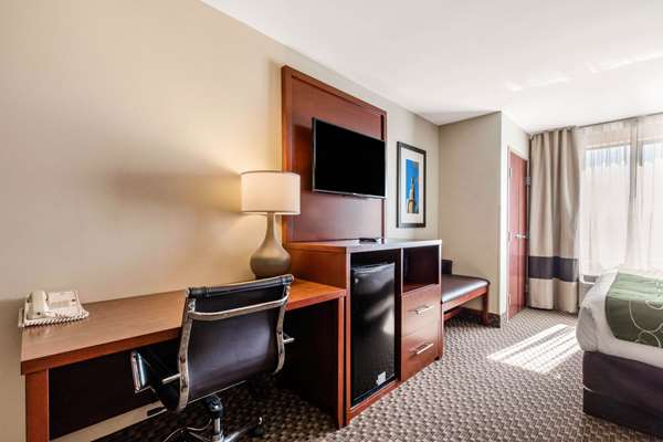  - Comfort Suites Tuscaloosa - I-20 & I-59, Exit 73