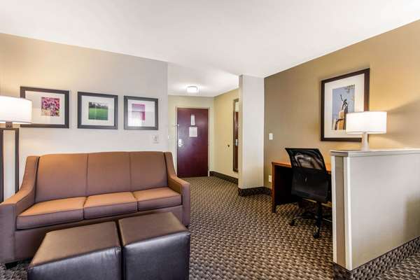  - Comfort Suites Tuscaloosa - I-20 & I-59, Exit 73
