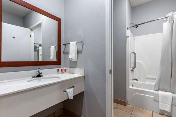  - Quality Inn & Suites Demopolis