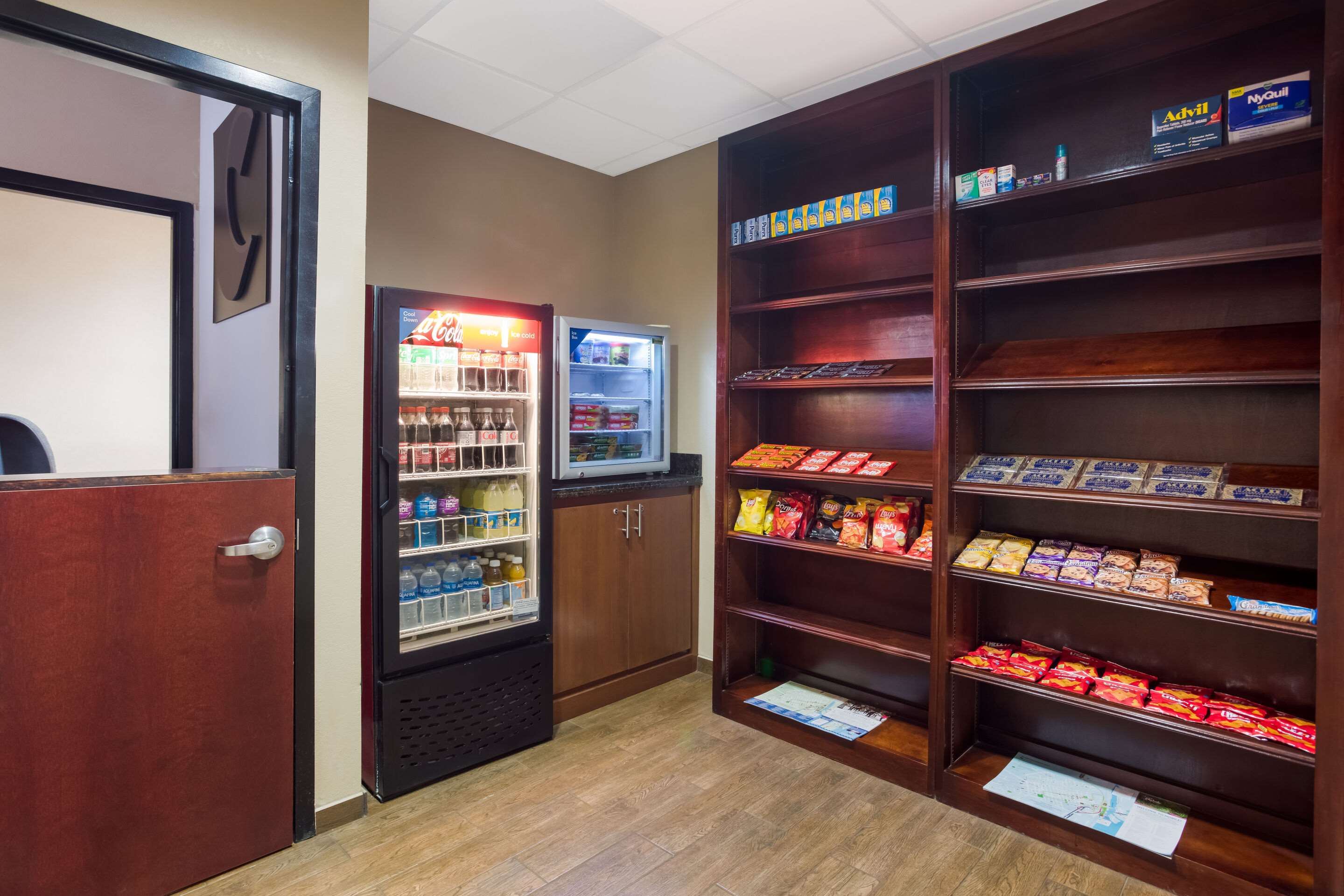 Hotel marketplace | Comfort Suites North Mobile