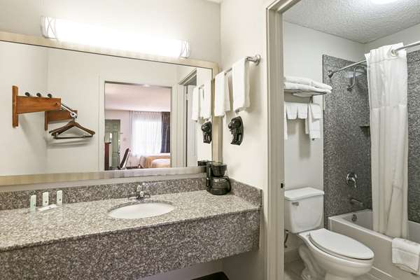  - Quality Inn & Suites Eufaula