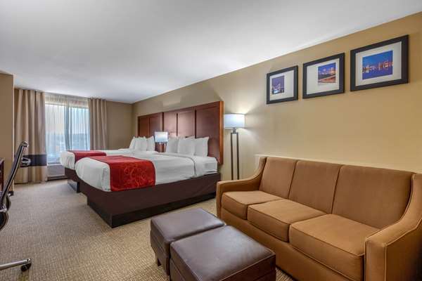Suite - Comfort Suites Pelham - I-65, Exit 246