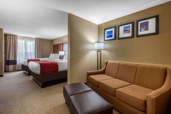 Suite - Comfort Suites Pelham - I-65, Exit 246