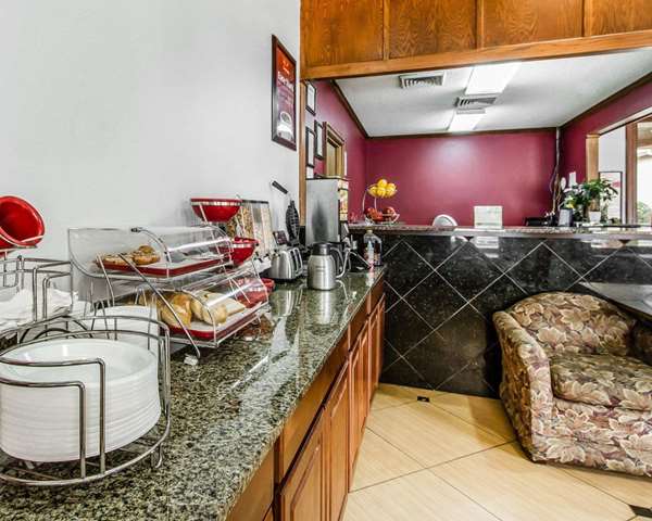 Amenities - Econo Lodge Inn & Suites Enterprise