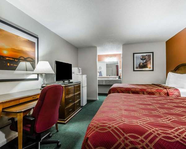  - Econo Lodge Inn & Suites Enterprise