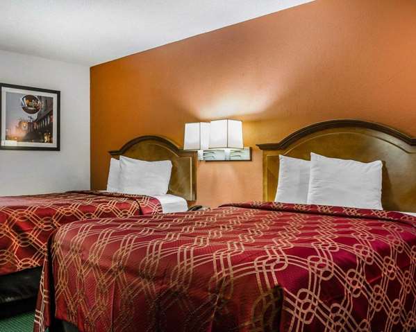  - Econo Lodge Inn & Suites Enterprise