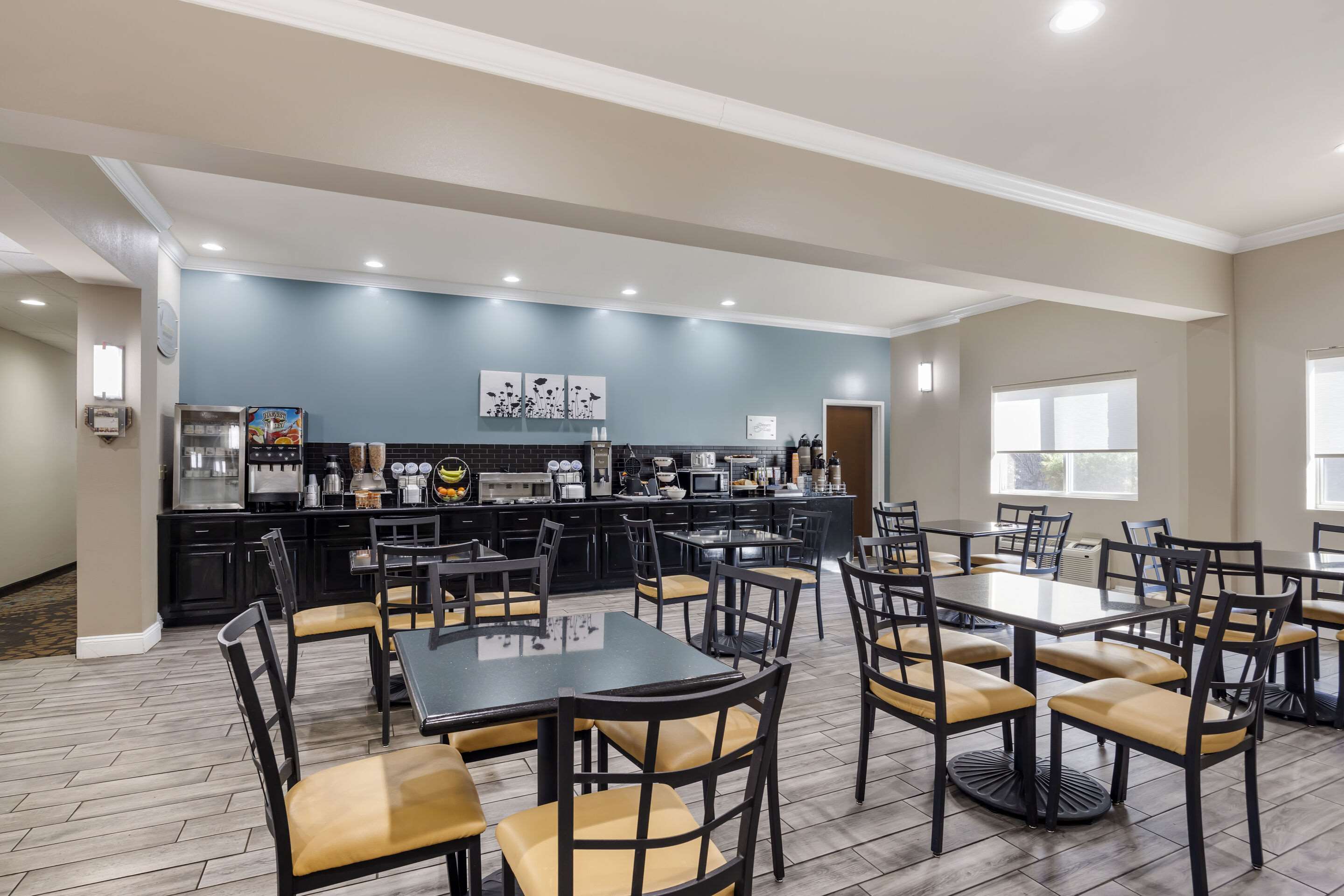 Breakfast area | Sleep Inn & Suites Huntsville near U.S. Space & Rocket Center