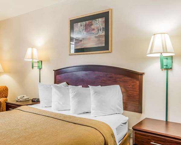  - Quality Inn Pell City - I-20, Exit 158