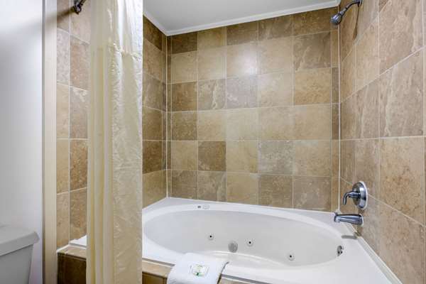  - Quality Inn Athens - I-65, Exit 351
