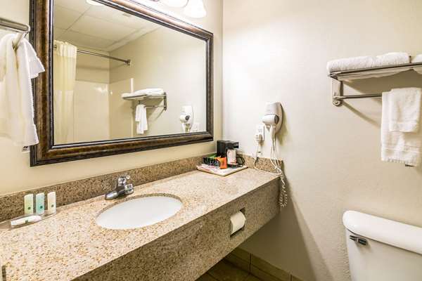  - Quality Inn Alexander City